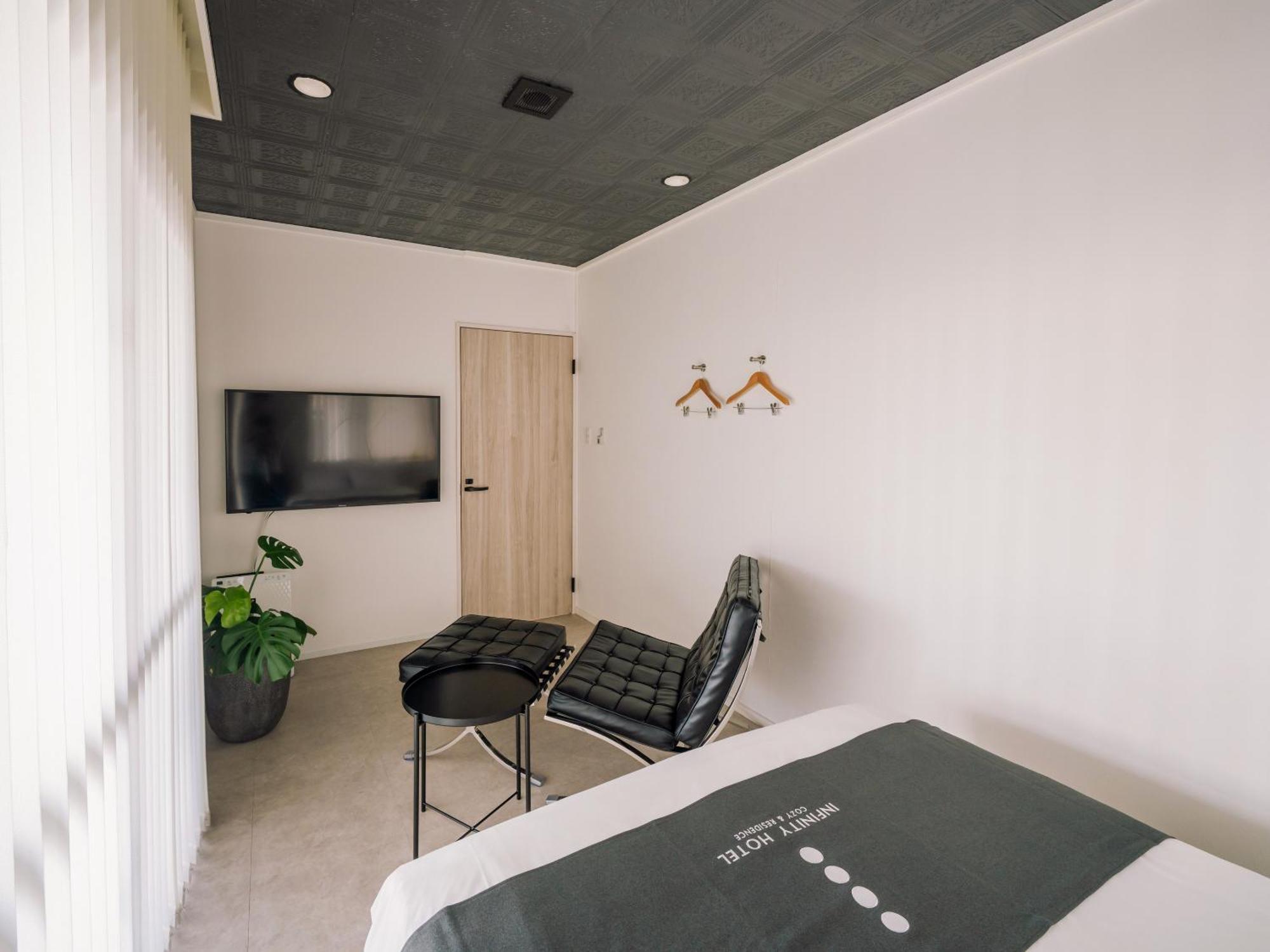 Infinity Hotel -Jiitchaku- Urasoe Экстерьер фото